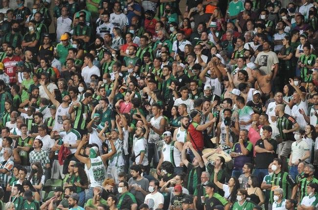 Torcida do Amrica na partida contra o Barcelona de Guayaquil pela Copa Libertadores, no Independncia