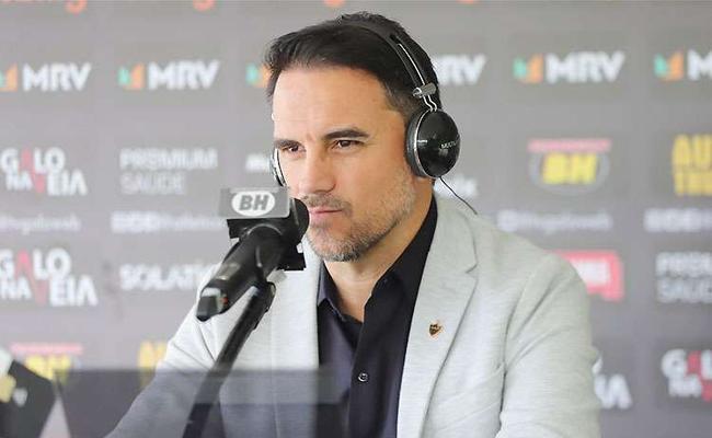 Rodrigo Caetano disse que o clube ainda não recebeu propostas por jogadores do elenco
