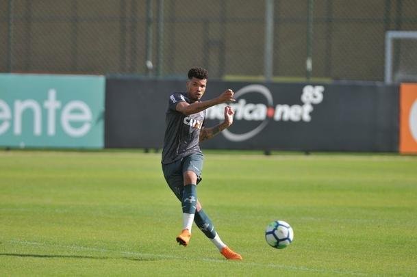 Atltico derrotou Coimbra em jogo-treino na Cidade do Galo com gols de Galdezani, Edinho e Fbio Santos