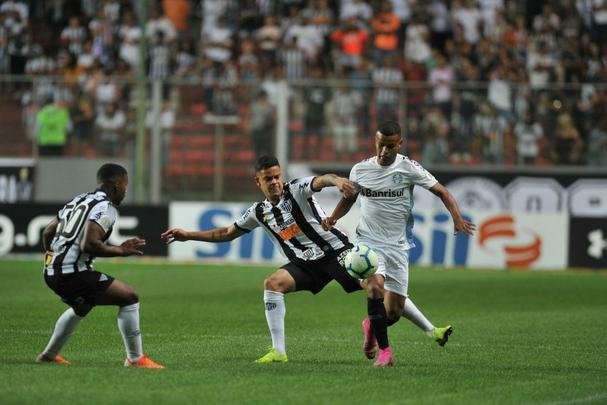 Fotos do jogo entre Atltico e Grmio