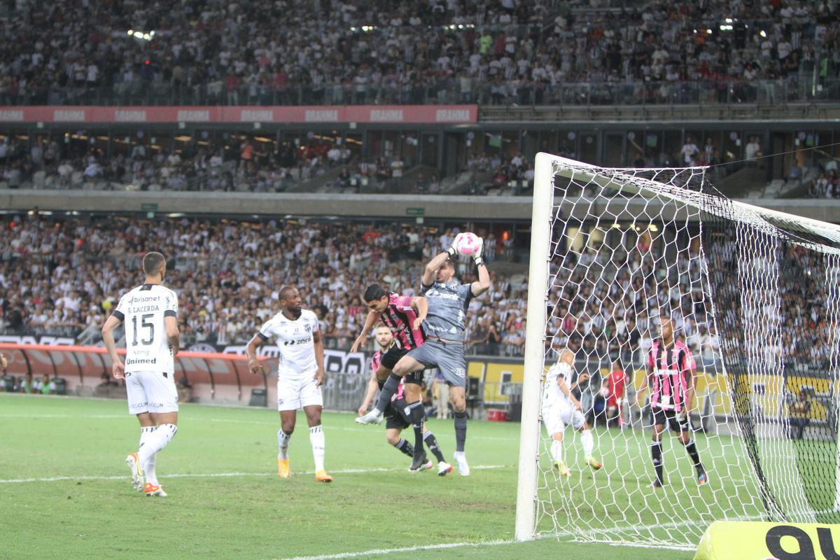 Atltico x Cear: fotos do jogo no Mineiro pelo Brasileiro