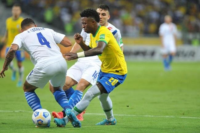 Brasil goleou o Paraguai por 4 a 0 no Mineiro, em BH, pelas Eliminatrias da Copa do Mundo, com gols de Raphinha, Philippe Coutinho, Antony e Rodrygo