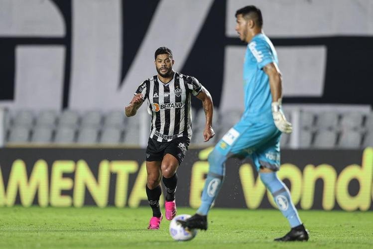 Fotos do jogo entre Santos e Atlético, na Vila Belmiro, em Santos, pela sétima rodada do Campeonato Brasileiro de 2021
