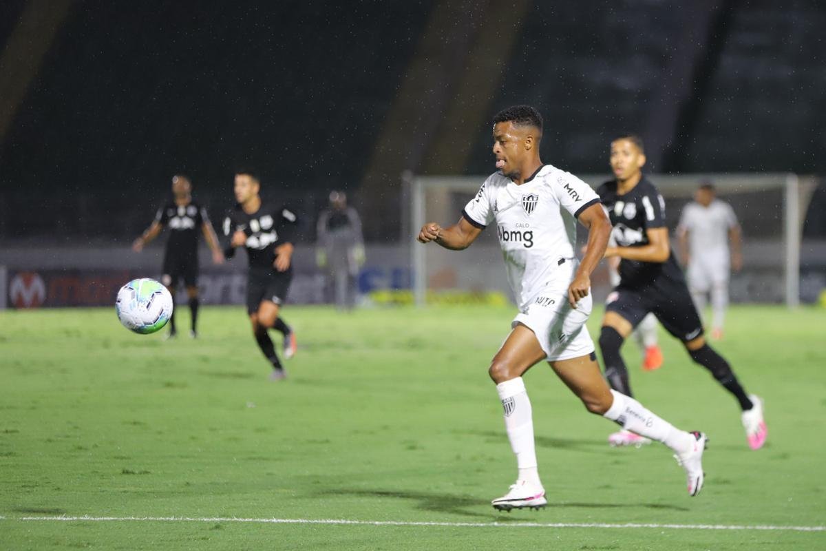 Bragantino 2 x 2 Atlético: veja fotos do jogo
