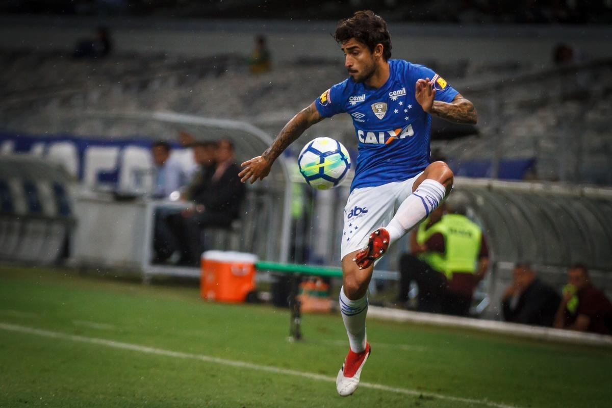 Patrick Brey: lateral-esquerdo, de 21 anos, fez 8 jogos na temporada, 3 como titular. O jogador chegou ao Cruzeiro em abril deste ano, aps se destacar pelo Tupi no Campeonato Mineiro. Na temporada, ele deu uma assistncia.