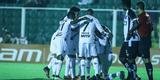 Em Florian�polis, Figueirense e Atl�tico empatam por 1 a 1