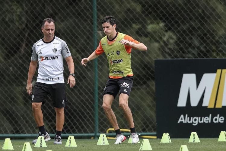 Fotos do treino do Atlético neste domingo, 14/11/2021