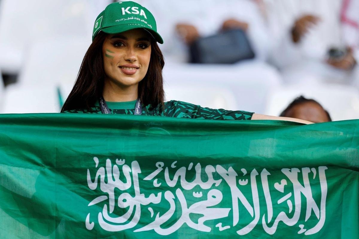Polnia x Arbia Saudita: fotos da torcida no jogo da Copa do Mundo