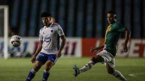 Promeiro gol da vitória coral sobre o sampaio correa. @Santa Cruz F.C.