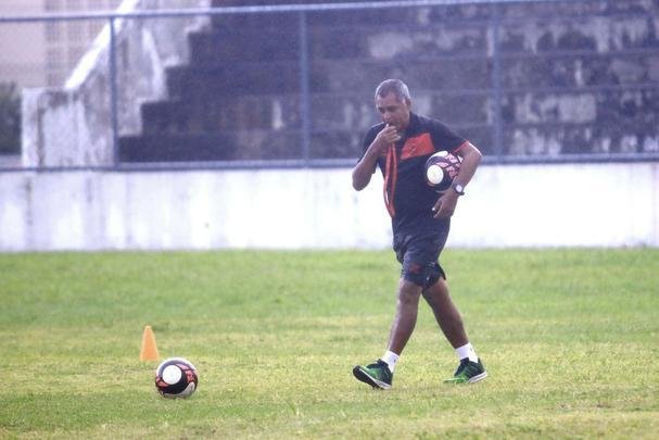 Ricardo recebeu a reportagem do Superesportes em Olinda antes do treino do bis