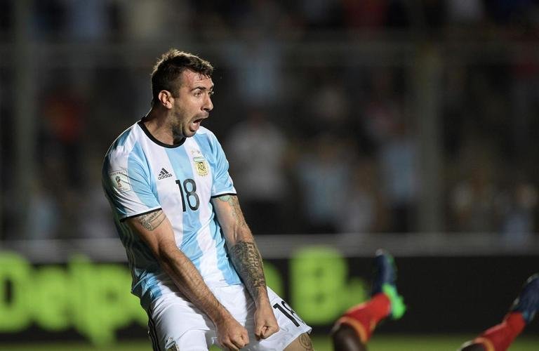 Lucas Pratto - Primeira convocao na dcada com a camisa do Atltico foi em 2016