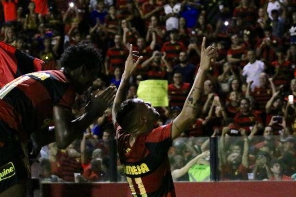 Em campo, Sport e Criciúma se enfrentam pela 34ª rodada da Série B