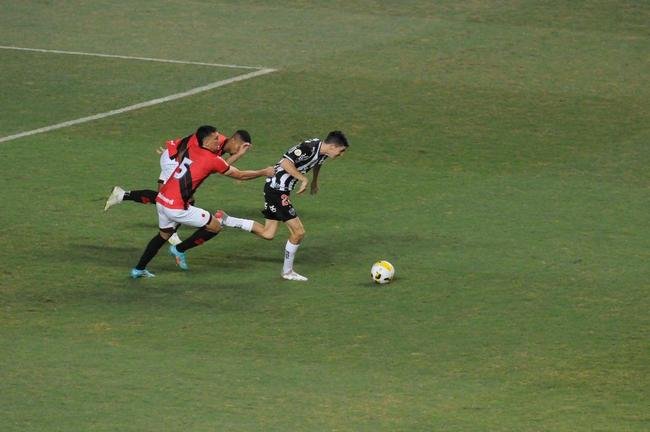 Fotos da vitria do Atltico por 2 a 0 sobre Atltico-GO pelo Campeonato Brasileiro