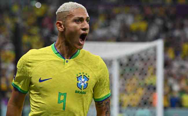 Brasil conta com brilho de Richarlison e bate Sérvia na estreia na Copa -  Superesportes