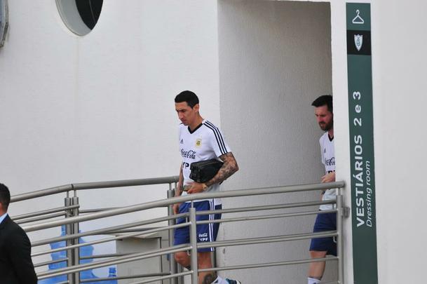 Jogadores deixam Independência após treino