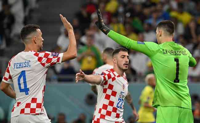 Jogadores croatas comemoraram a classificao sobre o Brasil