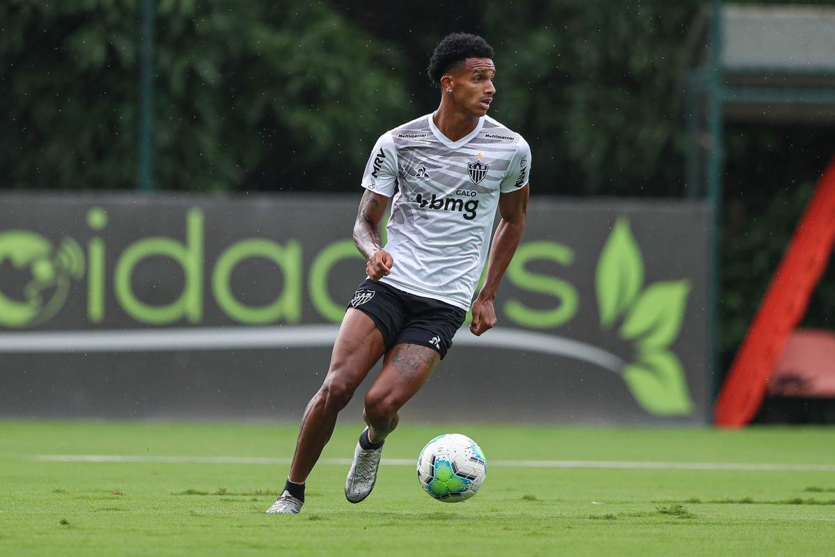 Fotos do primeiro treino de Hulk no Atlitco