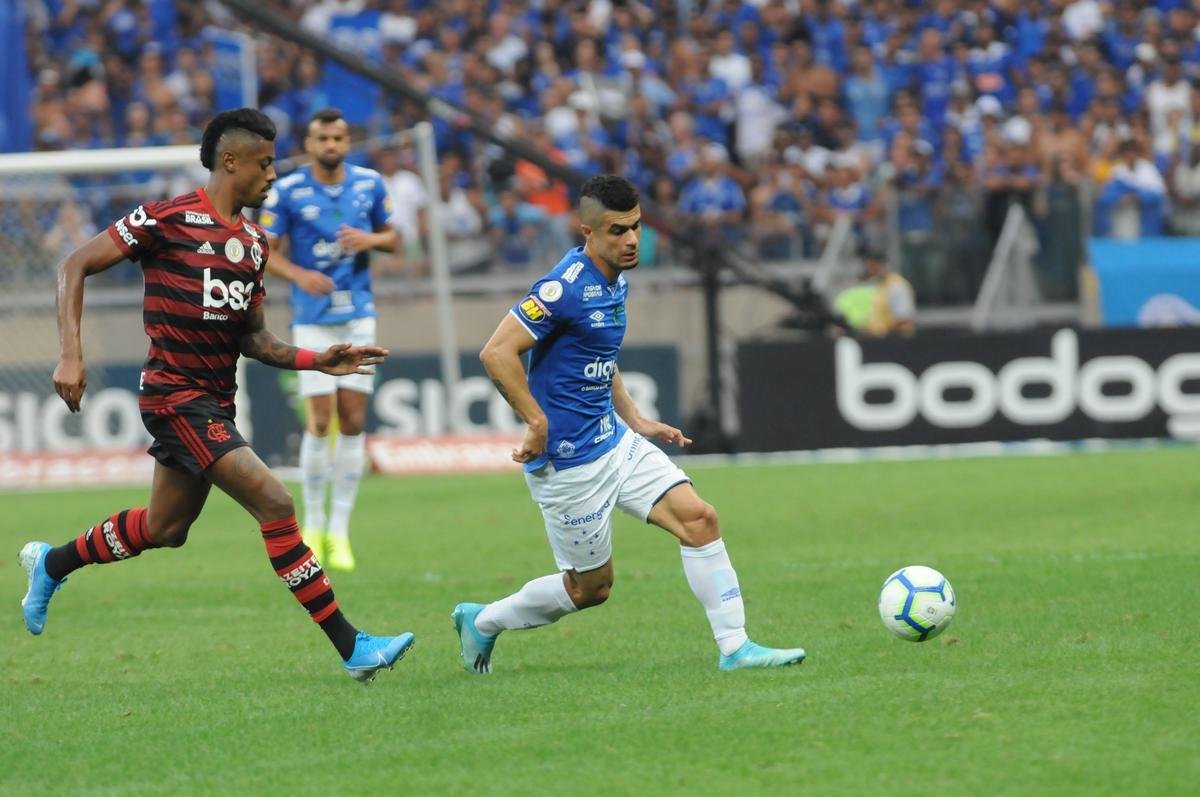 Cruzeiro e Flamengo se enfrentaram pela 20 rodada do Campeonato Brasileiro