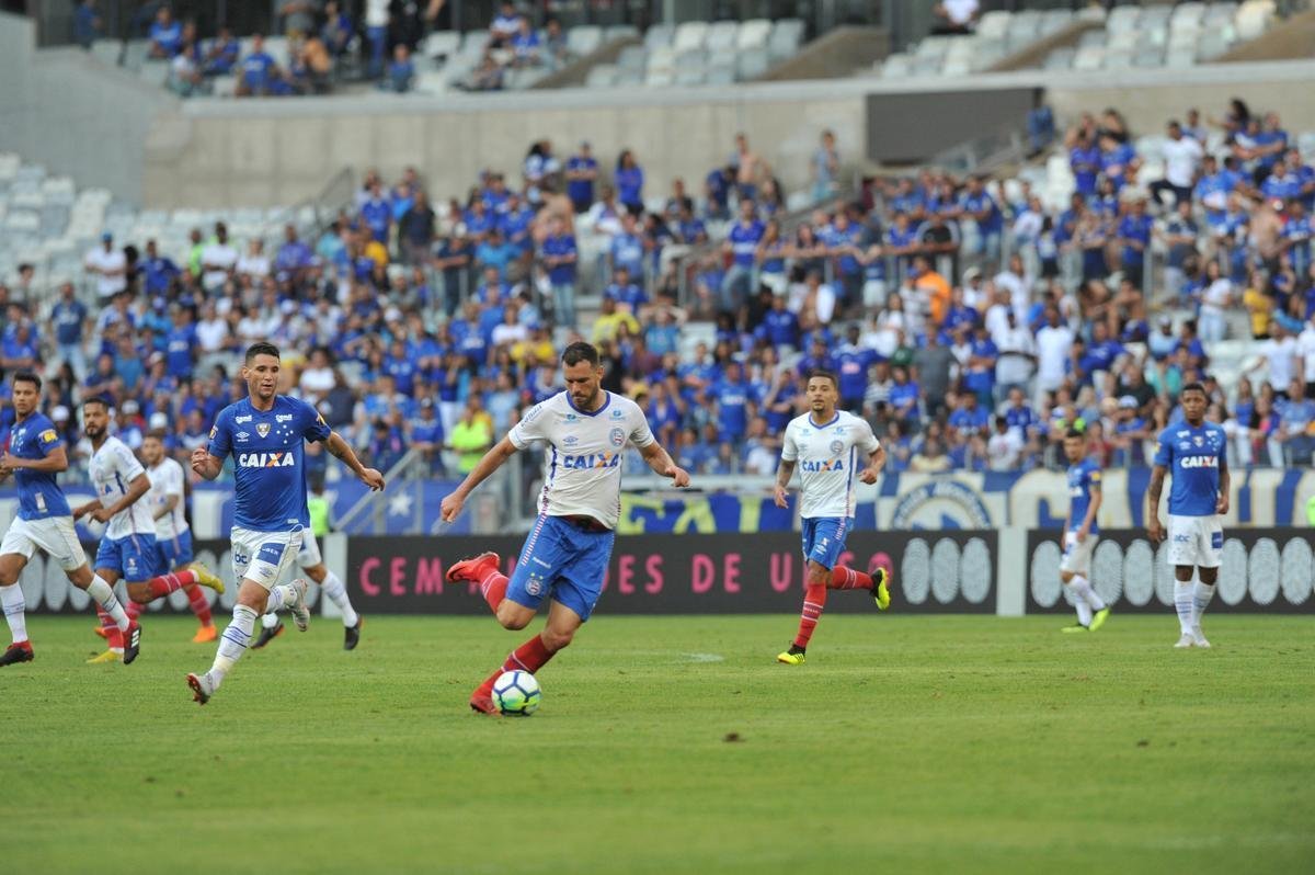Cruzeiro e Bahia duelam em partida vlida pela 19 rodada do Campeonato Brasileiro