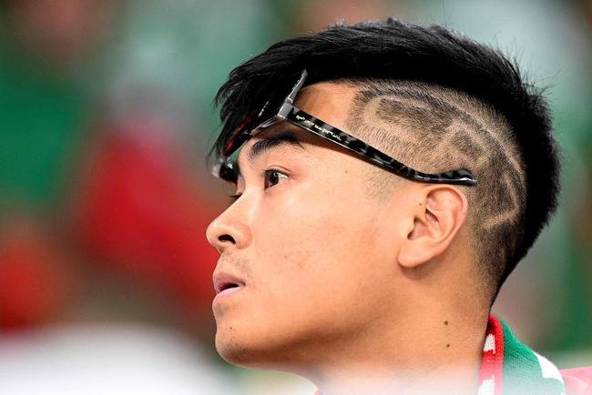 Torcedores de Coreia do Sul e Portugal no jogo vlido pela ltima rodada do Grupo H da Copa do Mundo 