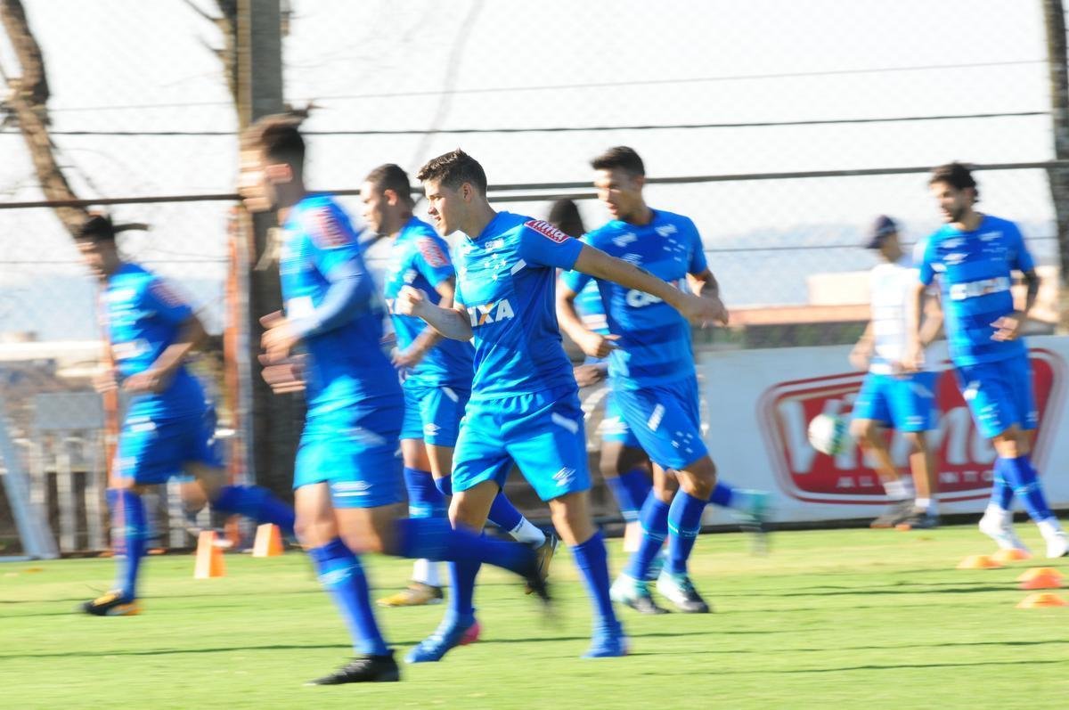 Fotos do ltimo treino do Cruzeiro antes do jogo contra o Grmio pela Primeira Liga (Gladyston Rodrigues/EM D.A Press)