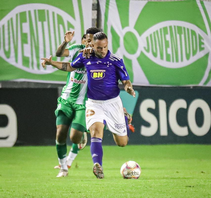Fotos do jogo entre Juventude e Cruzeiro, em Caxias do Sul, pela Série B