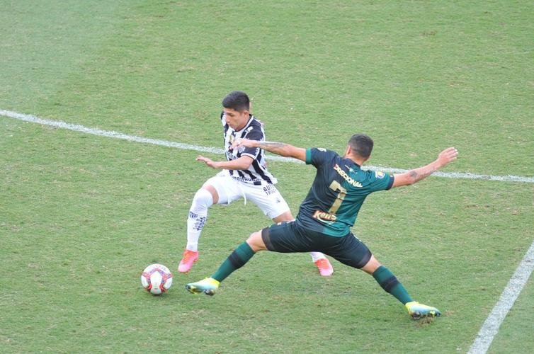 Fotos do jogo de ida da final do Campeonato Mineiro, entre Amrica e Atltico, no Independncia, em Belo Horizonte