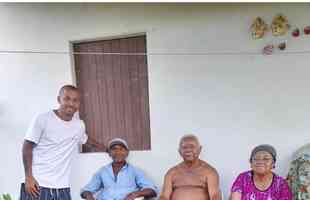 Mariano aproveitou fim de frias para visitar familiares no interior de Pernambuco.