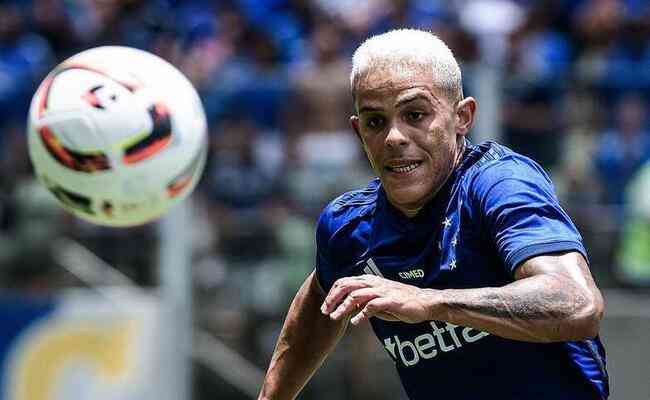 Cruzeiro: Pezzolano explica porque substituiu Wallisson contra Pouso Alegre