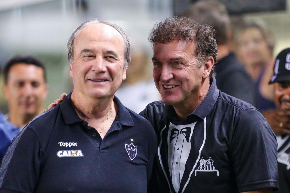 Na Vila Belmiro, Atltico  derrotado pelo Santos por 3 a 2, pela 37 rodada do Campeonato Brasileiro 