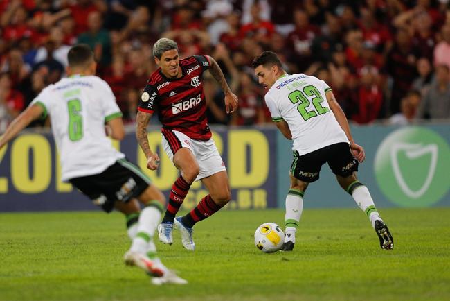 América foi derrotado pelo Flamengo por 3 a 0, no Maracanã