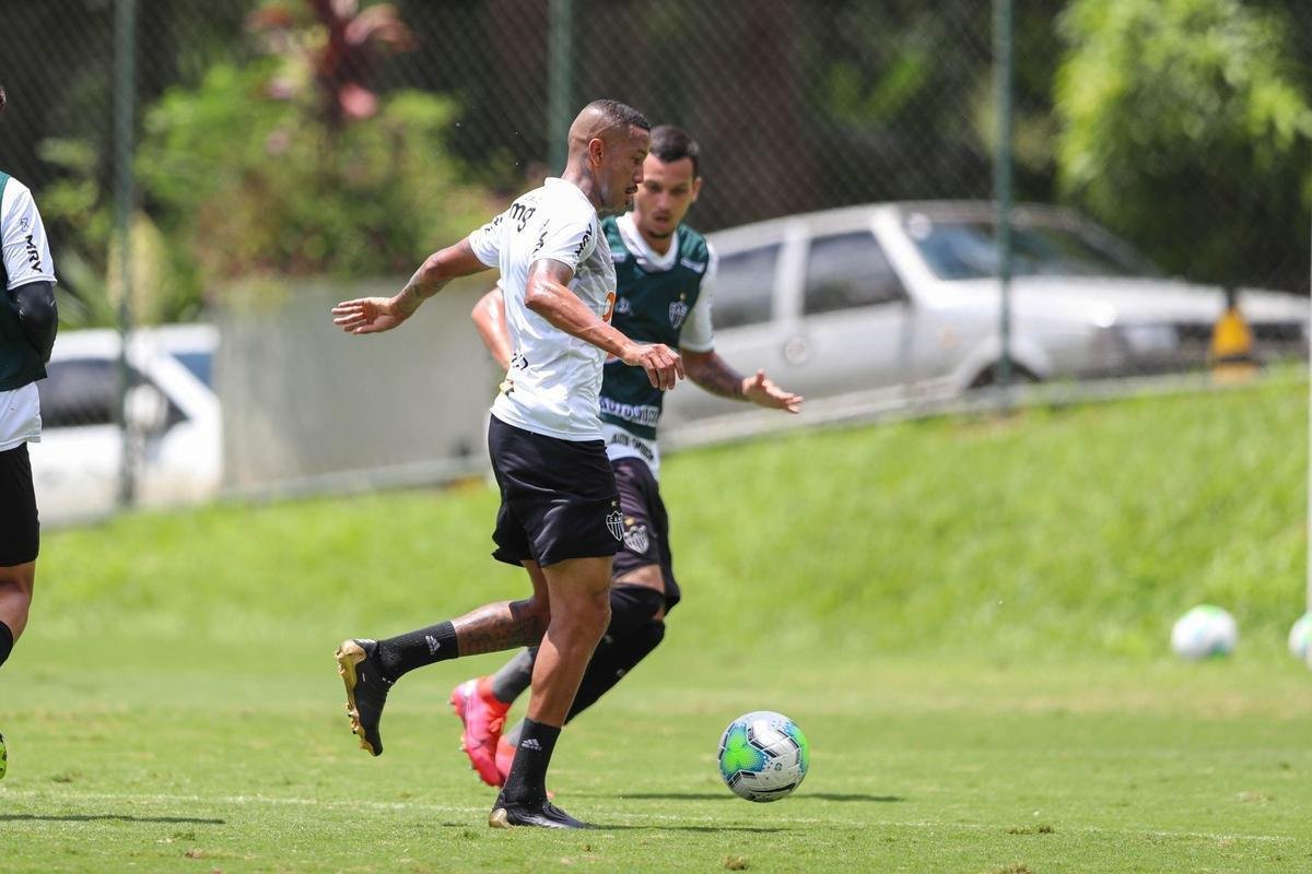 Fotos do treino do Atlético nesta quarta-feira, que contou com Nacho Fernández