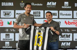 Zagueiro uruguaio Mauricio Lemos, de 27 anos, foi apresentado como reforo do Atltico nesta sexta-feira (17/2), na Cidade do Galo.