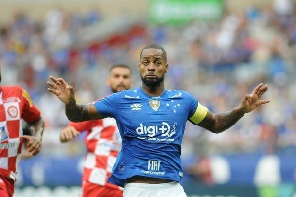 Fotos do jogo entre Cruzeiro e Tombense, no Mineiro, pela nona rodada do Campeonato Mineiro