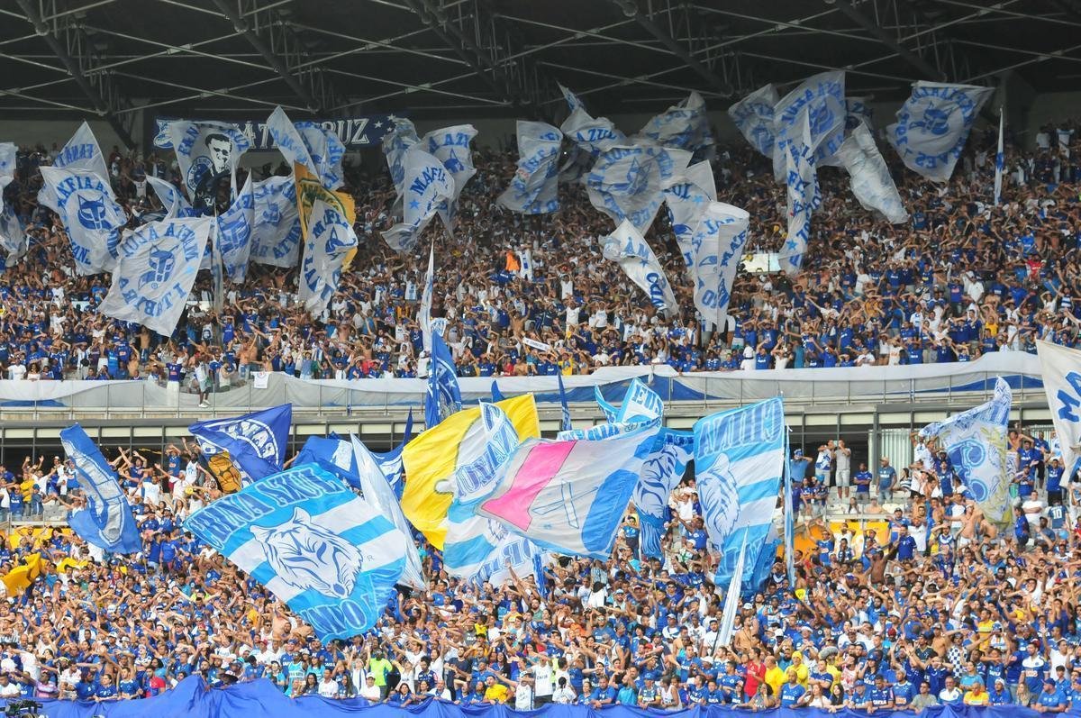 Cruzeiro 2x0 Atltico (final do Campeonato Mineiro) - 49.906 presentes / 44.253 pagantes