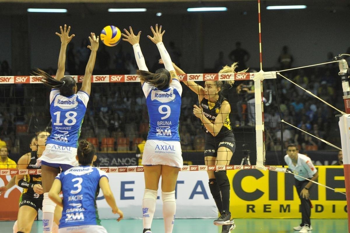 Minas x Praia: veja fotos da primeira partida da final