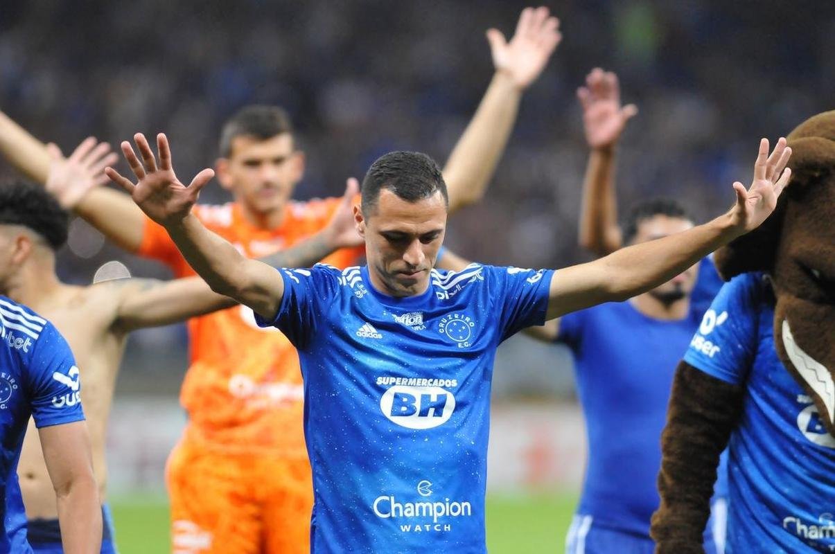 Fotos da partida entre Cruzeiro e Novorizontino, neste domingo (17), no Mineiro, em Belo Horizonte. Jogo  vlido pela 18 rodada da Srie B do Campeonato Brasileiro.