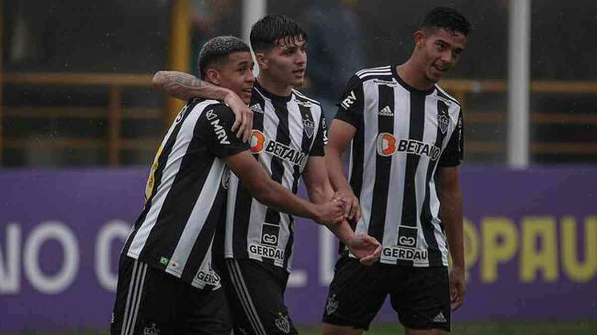 Atlético bate Água Santa, avança como líder e pega Nova Iguaçu na Copinha -  Superesportes