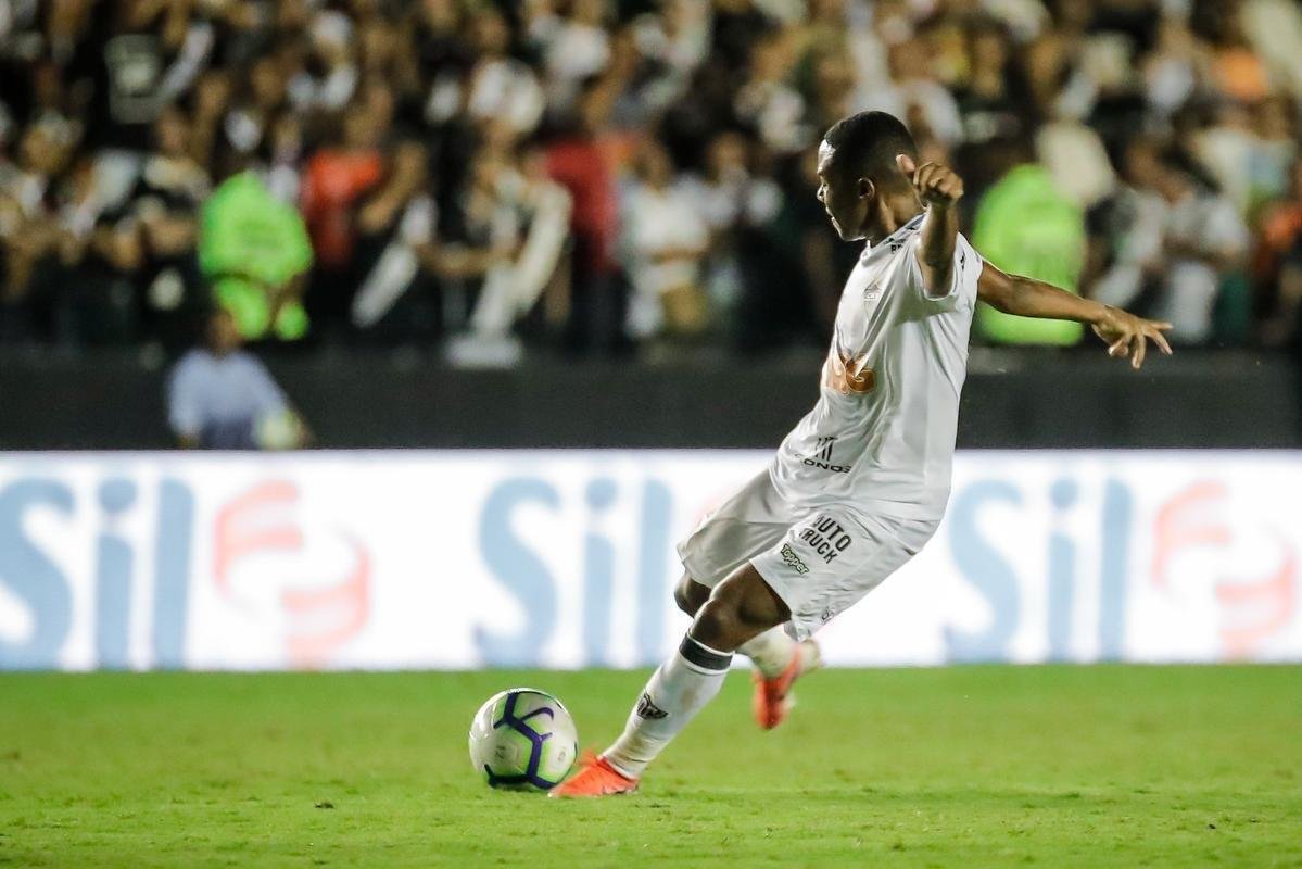 Equipes se enfrentaram no So Janurio, pela 2 rodada do Brasileiro
