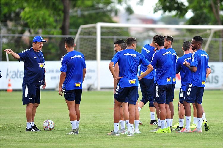 Adilson Batista terá auxílio de Célio Lúcio na observação de jovens da base do Cruzeiro