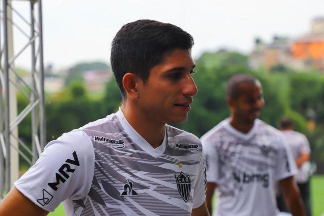 Fotos do primeiro treino de Hulk no Atlitco