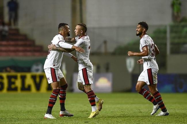 No Independncia, Flamengo vence Amrica por 2 a 1 em duelo pela 33 rodada do Campeonato Brasileiro 