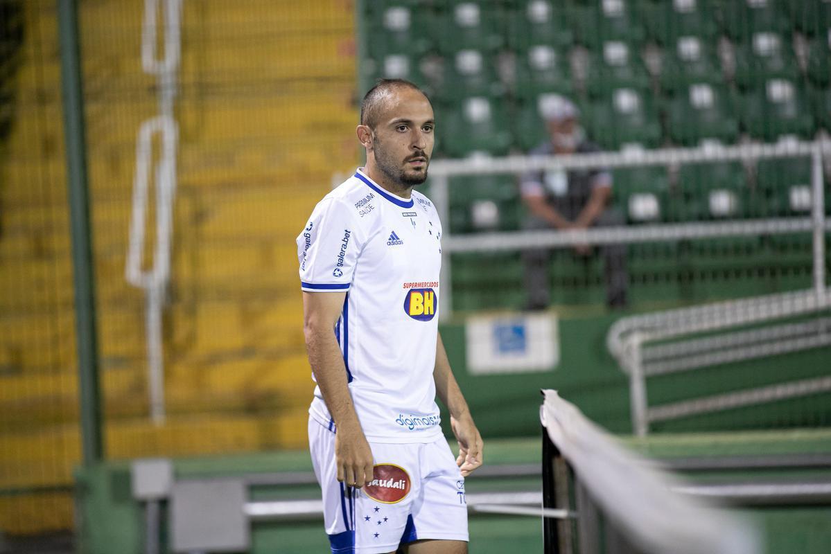 Fotos do jogo entre Chapecoense e Cruzeiro, na Arena Condá, em Chapecó, pela 23ª rodada da Série B do Campeonato Brasileiro