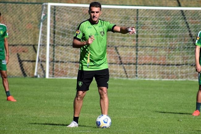 Treinamentos do Coelho para enfrentar o Internacional pela Série A