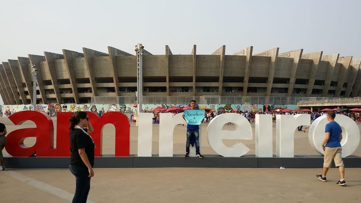 Campanha de identidade de Minas Gerais tem interveno semelhante ao letreiro de Amsterd, na Holanda