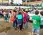 Torcedores e familiares de atletas fazem viglia na Arena Cond, estdio da Chapecoense