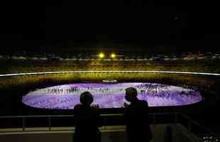 Imagens da cerimnia de abertura dos Jogos Olmpicos de 2020, no Estdio Olmpico de Tquio