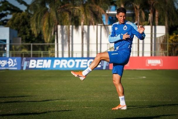 Equipe se prepara para o clássico contra o Atlético, na quinta-feira, às 20h, pela ida da Copa do Brasil