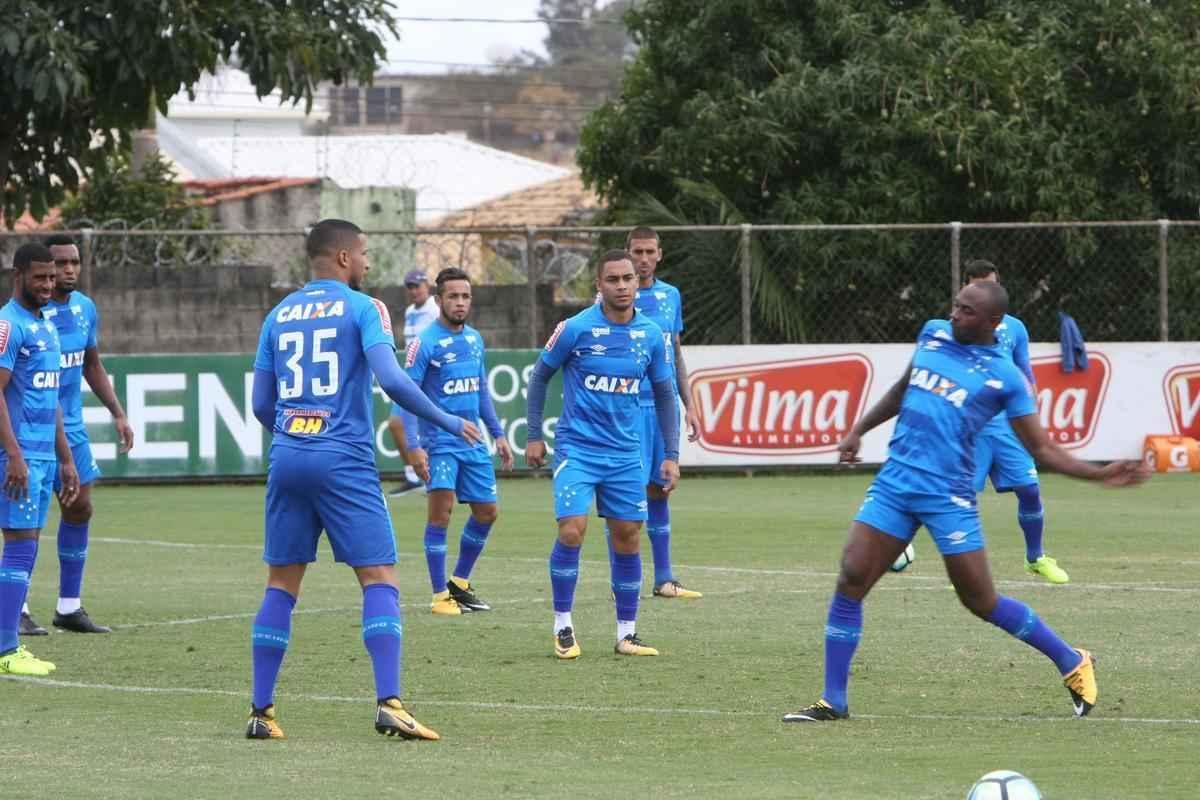 Imagens do treino do Cruzeiro na manh desta quarta-feira, 2 de agosto, na Toca da Raposa II