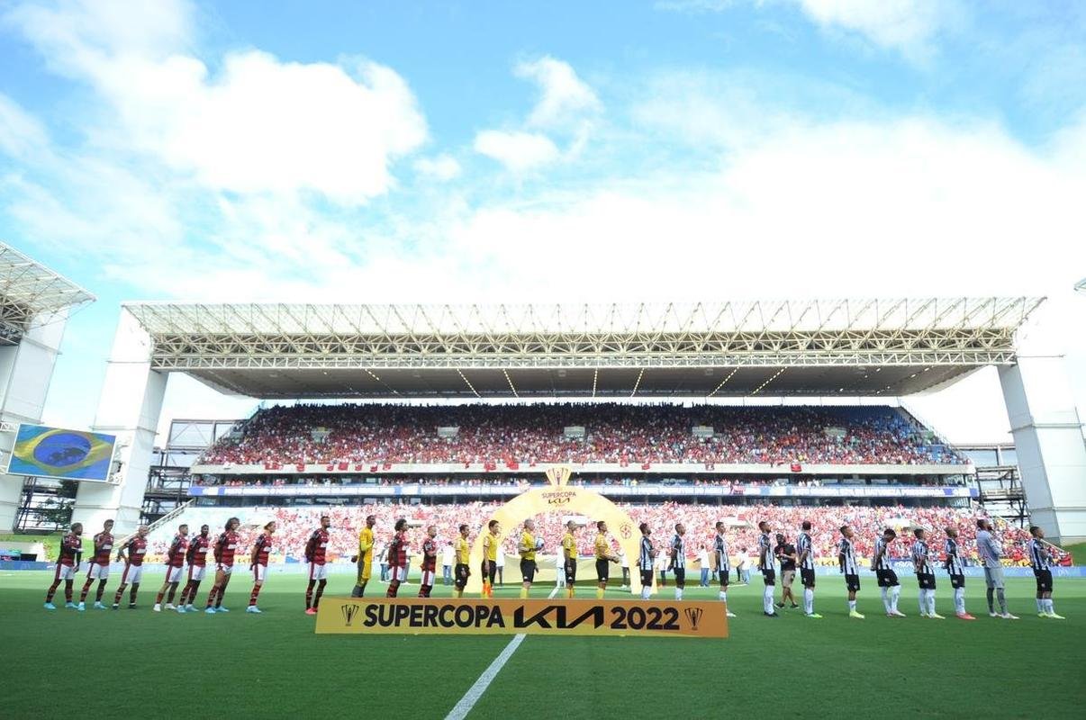 Fotos da final da Supercopa do Brasil, na Arena Pantanal, em Cuiab, entre Atltico e Flamengo